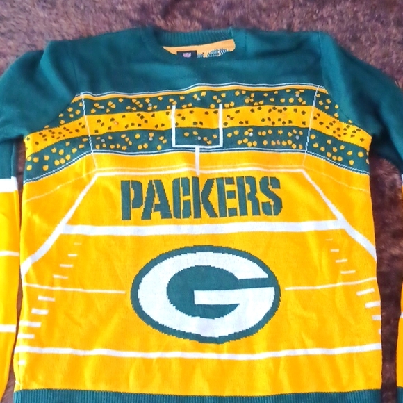 Size Large Green Bay Packers Light Up Sweater. NFL TEAM APPAREL - Picture 3 of 11